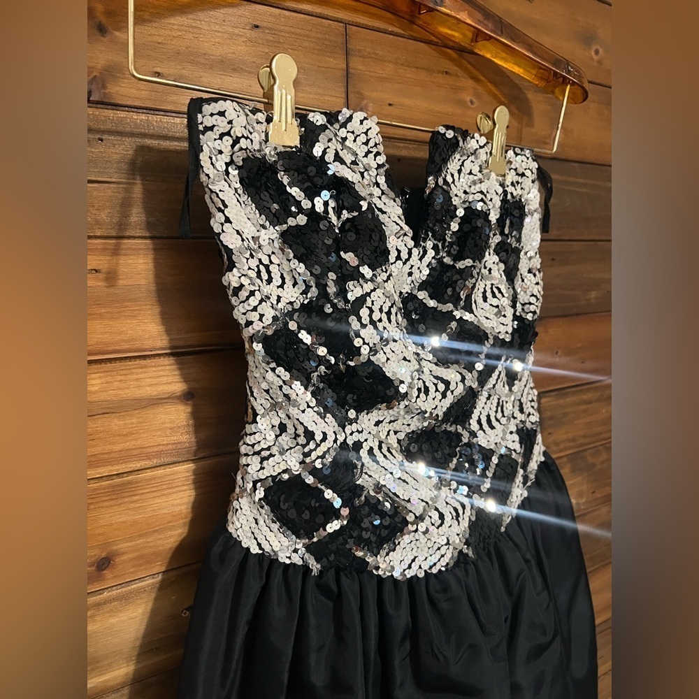 Jessica Mcclintock Gunne Sax Sequin strapless mini dress size 9/10 - Picture 3 of 8